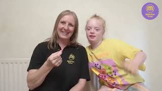 Makaton Signs - Nuts Raisins