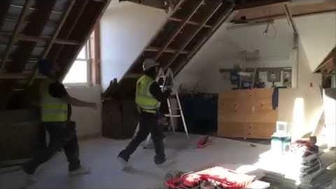 Screwfix - Unbelievable Work Site Stunts