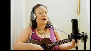 Video thumbnail of ""I make my own sunshine"--(ukulele cover) Alyssa Bonagura - Performed by Jadzia"