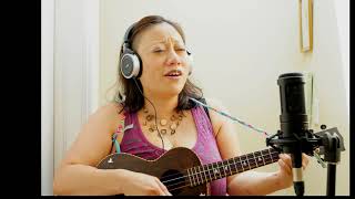 I make my own sunshine (ukulele cover) Alyssa Bonagura - Performed by Jadzia