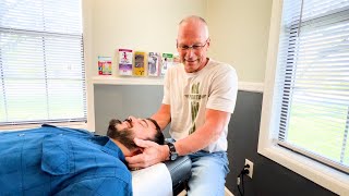 Loud Satisfying Chiropractic Adjustment For A Patient With Left Sided Problems!