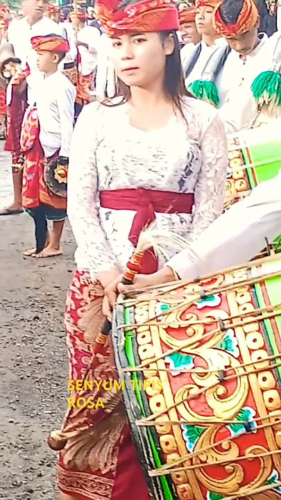 Senyum Tipis Rosa#shorts#senyum tipis rosa#janger cantik#gendang beleq bgsjunior#pemburutradisisasak