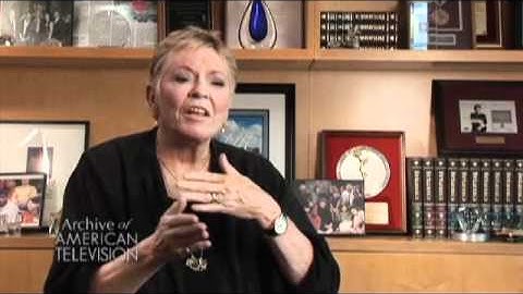 Linda Ellerbee discusses the biggest story she ever covered - EMMYTVLEGENDS.ORG