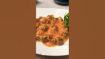 Món ốc hương xào trứng muối huyền thoại | Vietnam Life