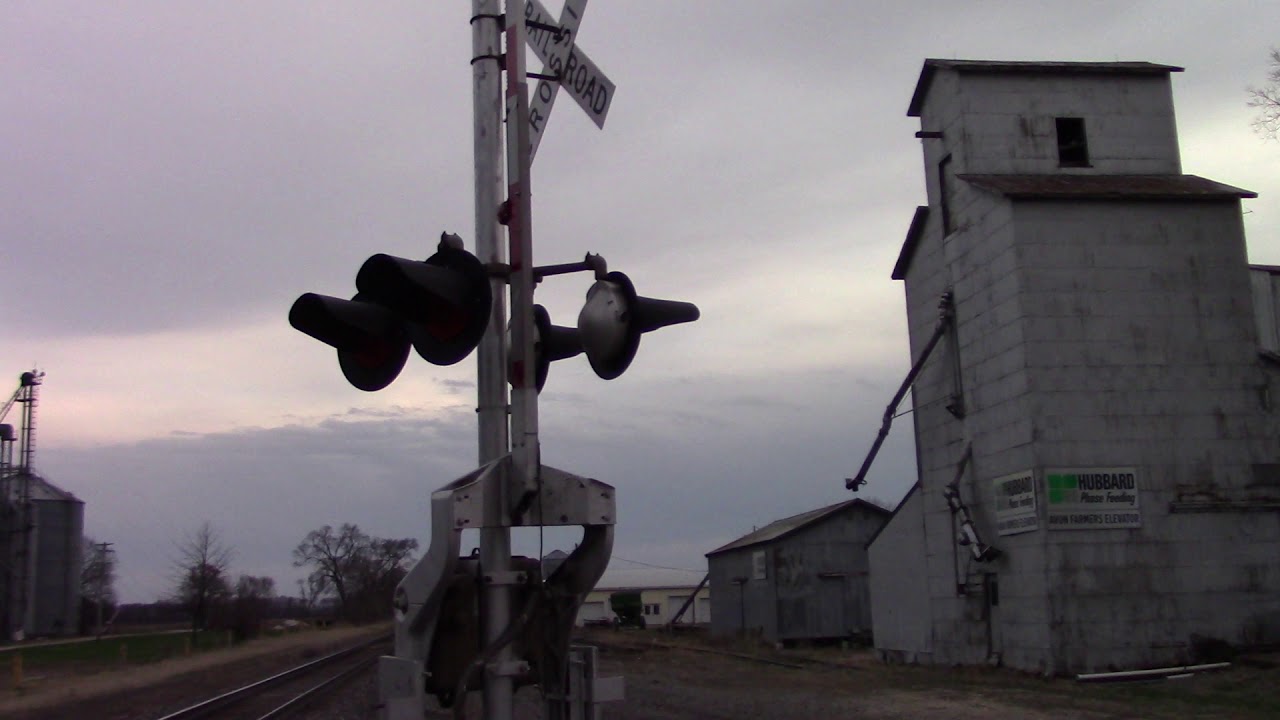 Cortland St. Grade Crossing Tour Avon, IL 4/2/20 YouTube