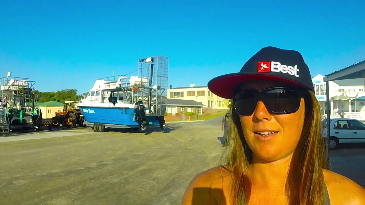 Pro Leezure Cage Dive with Great White Sharks 02/10/16