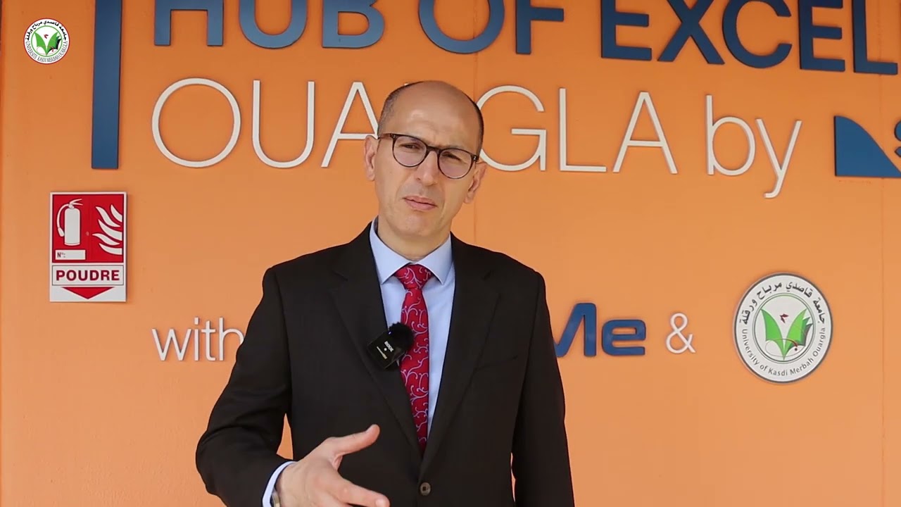 تدشين قطب التميز بمركز الذكاء الاصطناعي بجامعة ورقلة