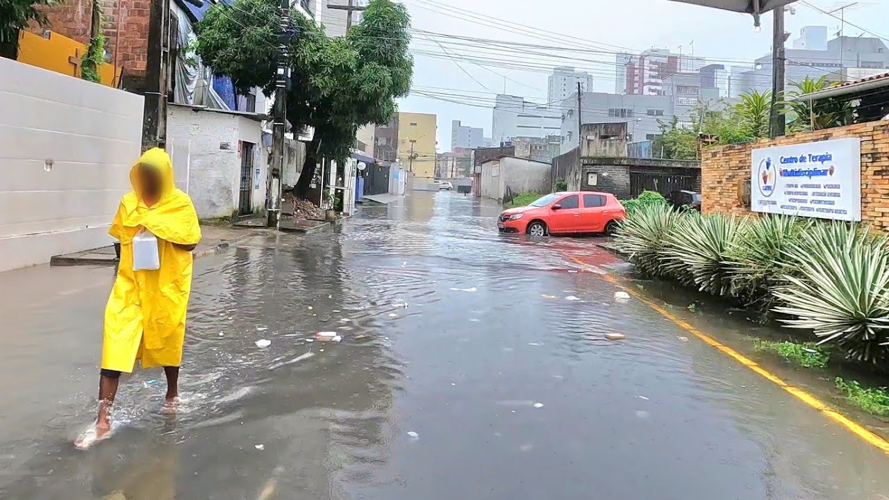CHUVA EM RECIFE PIEDADE RUAS ALAGADAS JABOATÃO PE