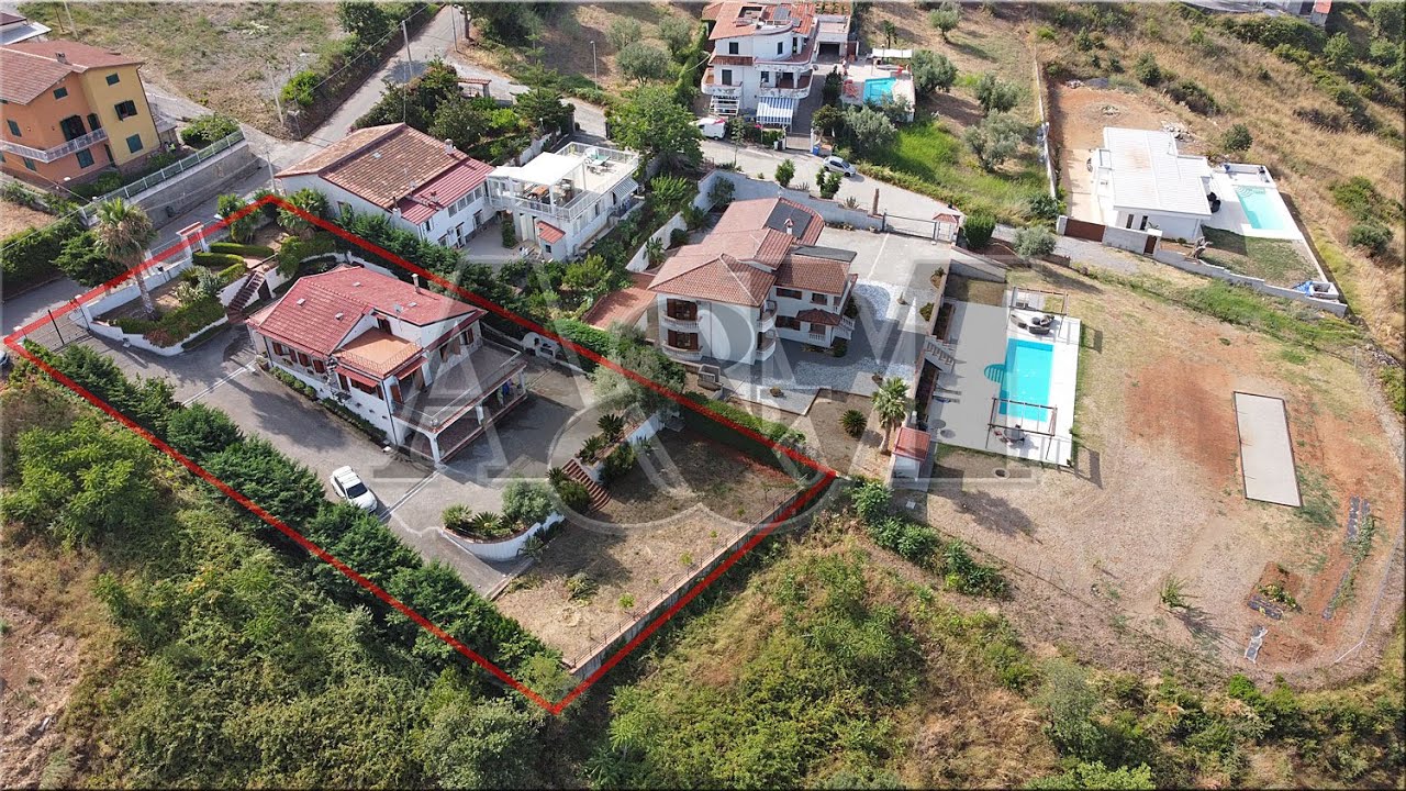 VILLA A SANTA MARIA DEL CEDRO - CALABRIA