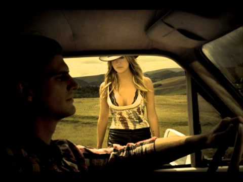 Watch the video for A Corazon Abierto
