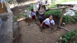 Indonesian Boy Walks On Hands To Get To School Everyday