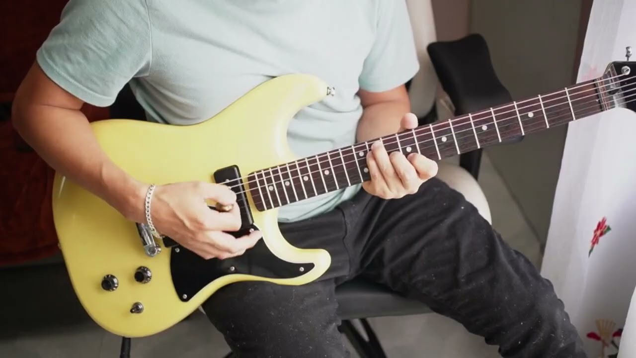 Guitarra Eléctrica Squier Paranormal Strat-O-Sonic, Vintage Blonde