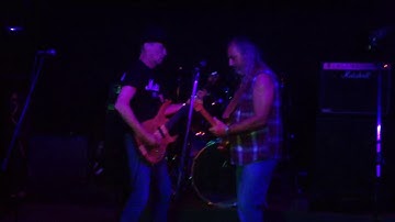 trim 4450DD86 7B2F 4F73 A2D9 6DB86FA70E1C