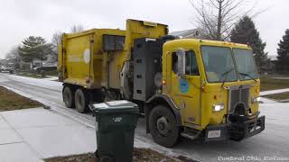 City of Columbus 2011 CNG Curbtender No 24392 on residential trash