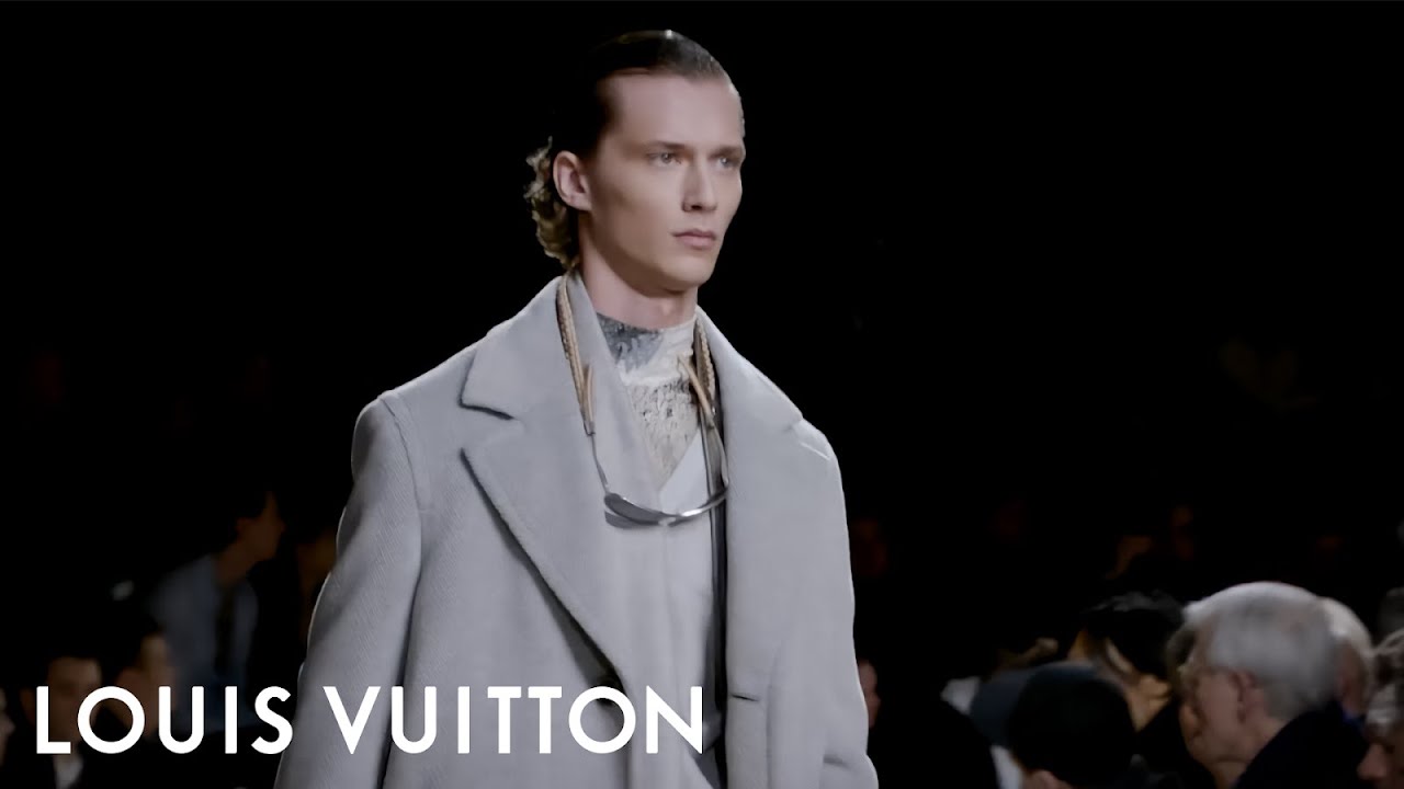 The Louis Vuitton Men’s Fall-Winter 2018 Fashion Show | LOUIS VUITTON