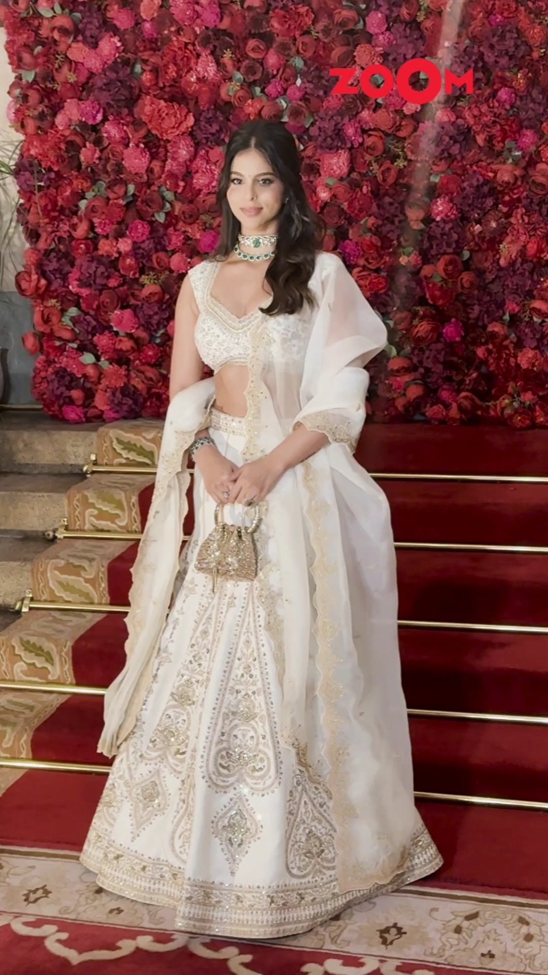 Suhana Khan's STYLISH look in ivory-gold lehenga at Aadar-Alekha's wedding ? #shorts