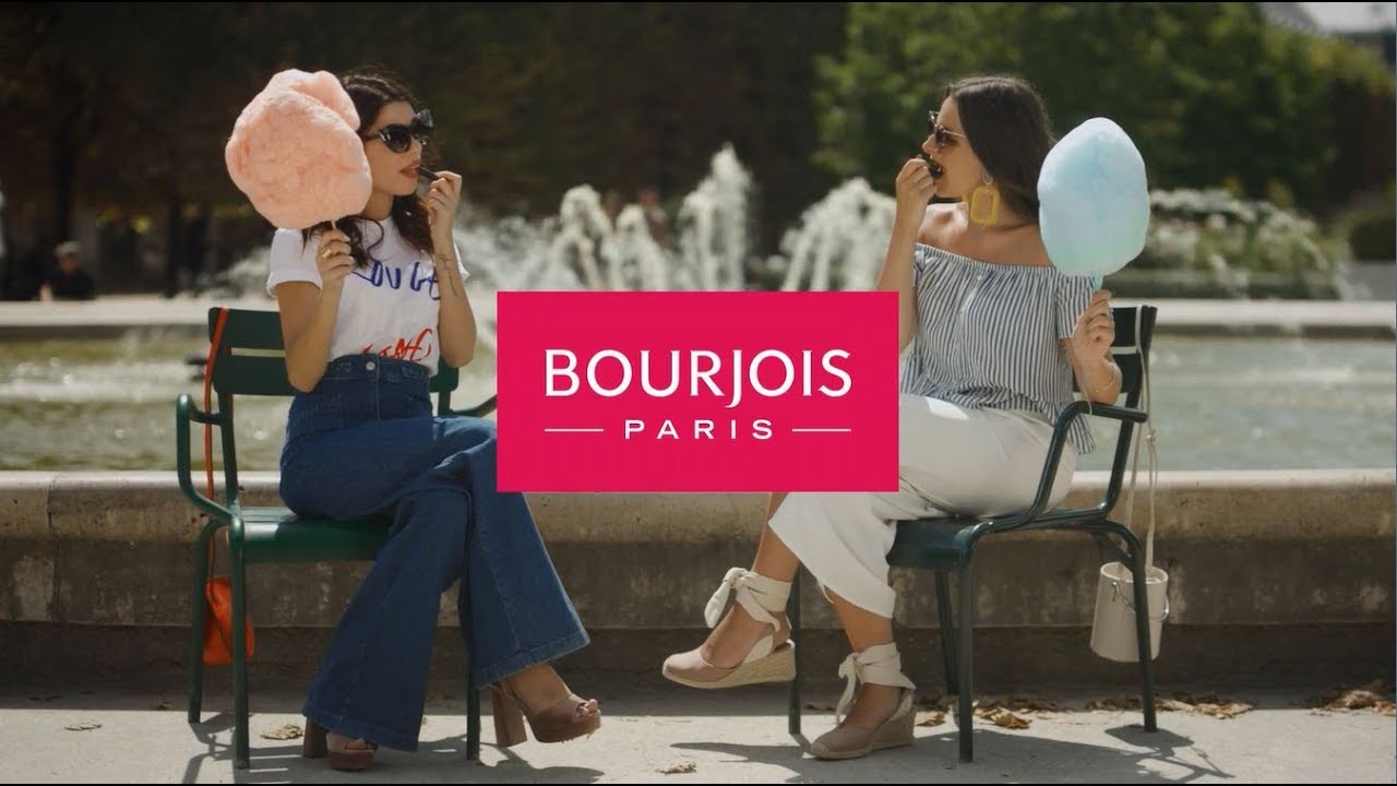 Challenge Longue Tenue Rouge Velvet The Lipstick Avec Noémie Et Charlène