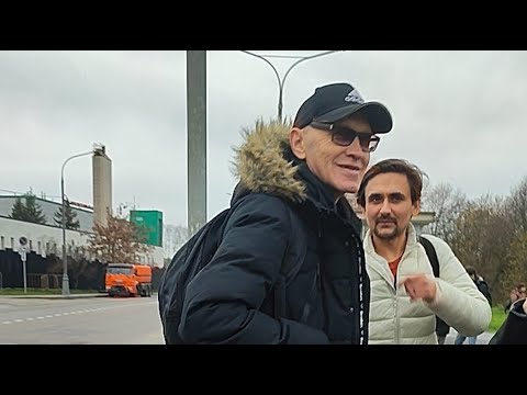 могила Юрия Шатунова в прямом эфире на Троекуровском кладбище Москвы