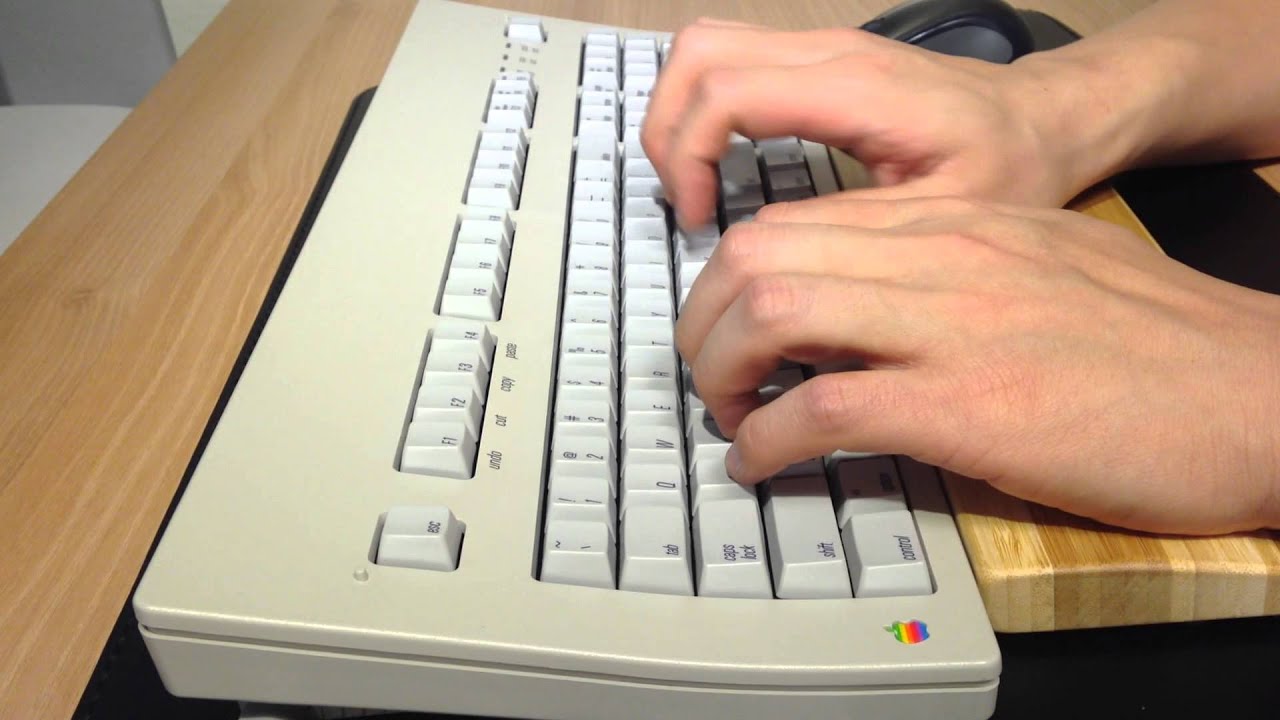 APPLE EXTENDED KEYBOARD. M0115. Orange. YouTube