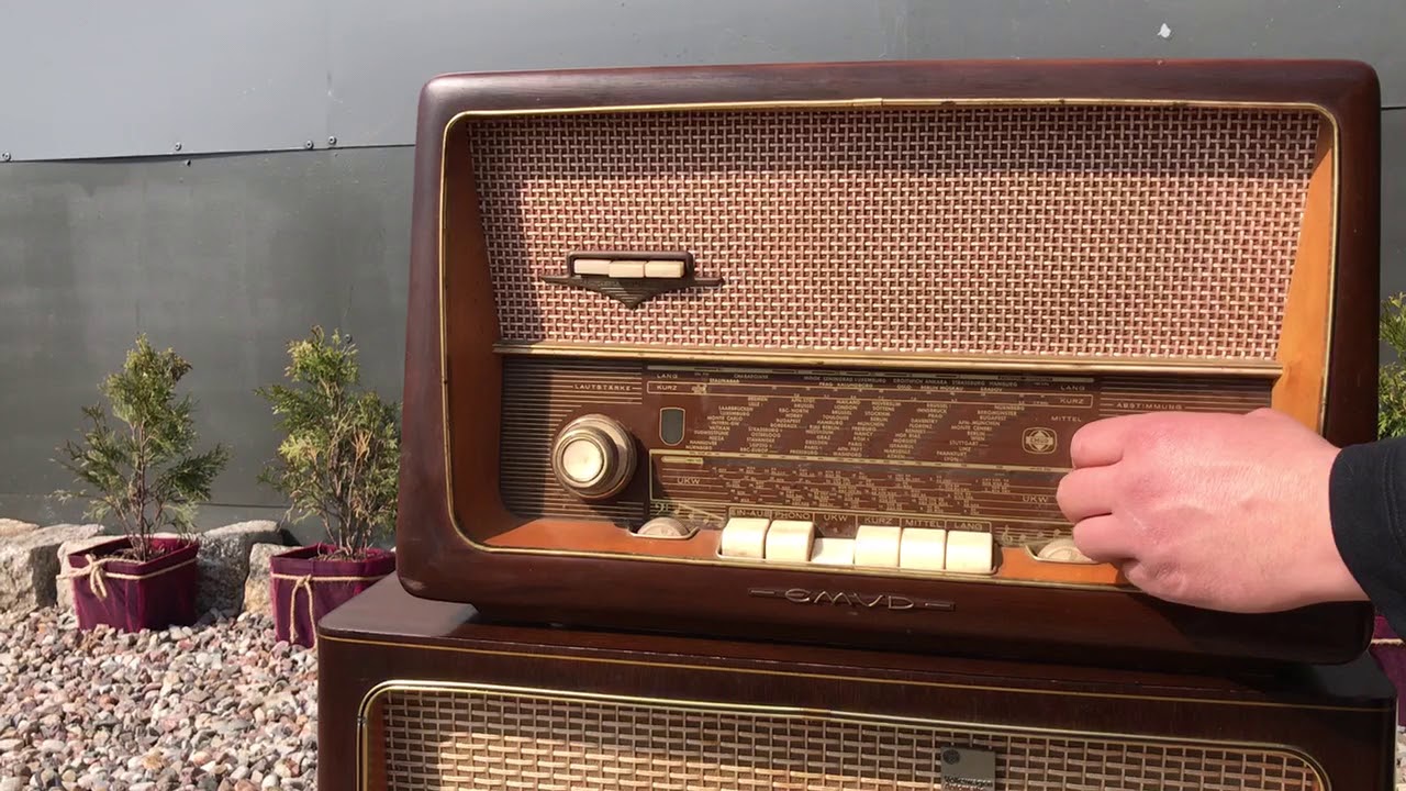 Radio Emud Senior 60