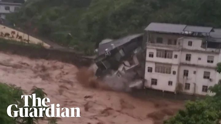 Evacuations underway as severe flooding hits parts of China - DayDayNews