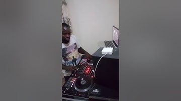 A LITTLE FREESTYLE SCRATCH PRACTICE ON THE NUMARK NS7II.