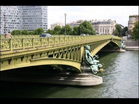 Гийома аполлинера мост мирабо. Мост мирабо в париже. Под мостом мирабо. Мост мирабо аполлинер. Мост мирабо в париже.