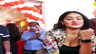 Saniya iyyappan Hot Cleavages Video | Mallu Entertainment