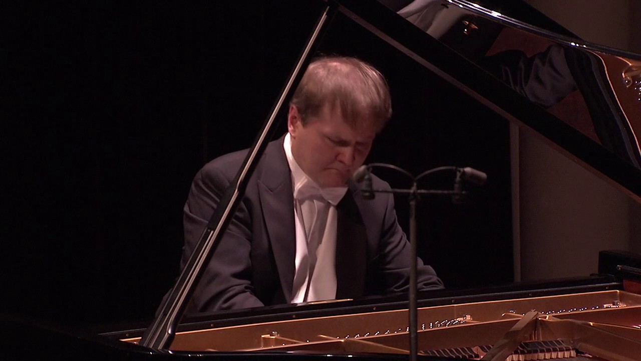 Chopin - Sonata Op. 58 No. 3, Misha Fomin