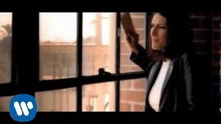 Video thumbnail of "Laura Pausini - E Ritorno Da Te (Official Video)"