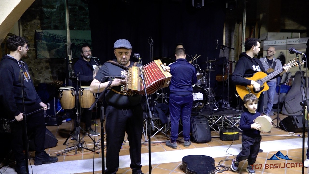 TG7 Basilicata Corleto Perticara. Il sapore proibito della Basilicata: Festa del Rafano lucano