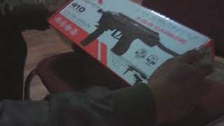UMAREX X•B•G CARBINE:  shitty unboxing