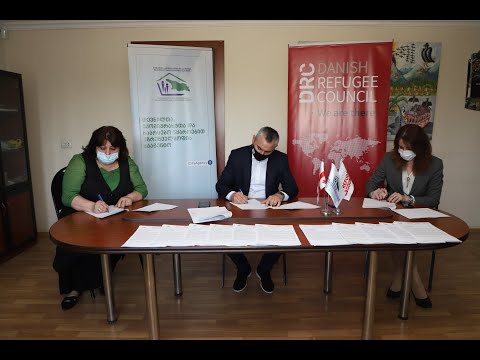 დევნილ ოჯახებთან, რომელთა მიწის ნაკვეთებზე სახლები აშენდება ხელშეკრულებები გაფორმდა