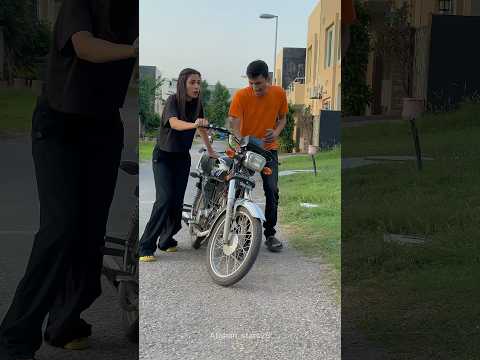 مریم موترسایکل یاد گرفت      