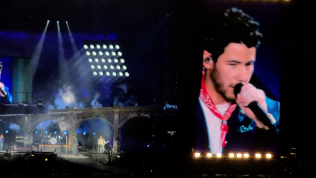 The Jonas Brothers - Meant to Live ft. Switchfoot