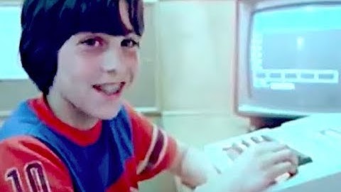 1979 Computer Genius Gamer Speaks Geek Talk To Ignorant Adults