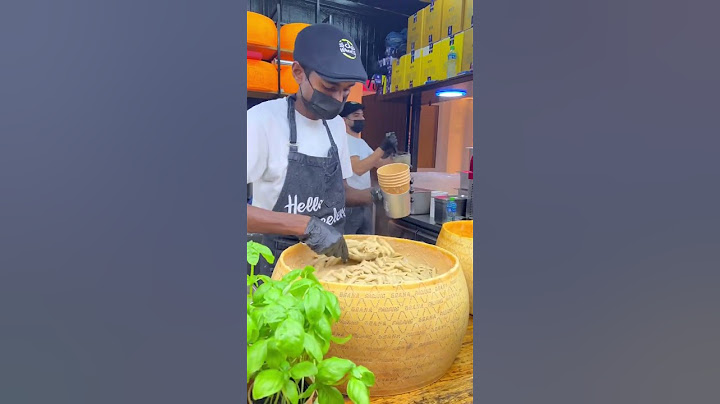 Global Village Food Hund🙌 #globalvillagefood #shortsvideo #dubai #globalvillage @cutecircle