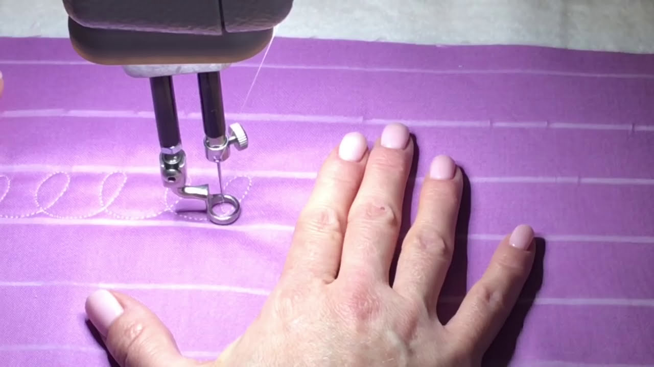 Simple Loops (on a sit down machine) Free Motion Quilting Tutorial YouTube