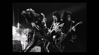 Download Lagu Kiss - Black Diamond - 1974 S/T - Isolated Bass \u0026 Drums MP3