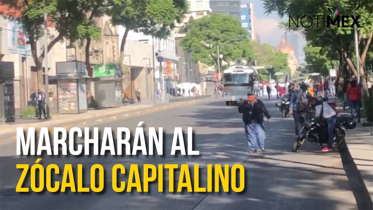 Manifestantes de la CNTE bloquean Paseo de la Reforma - YouTube