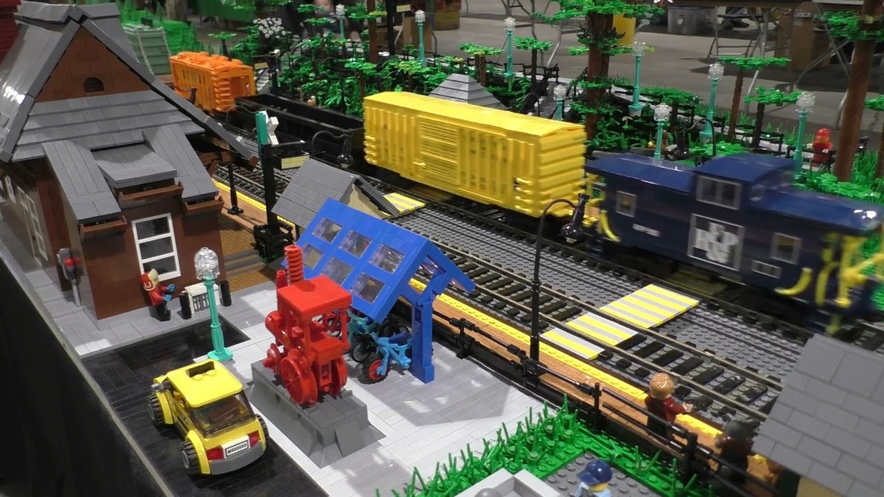 Trainspotting on the LGMS layout at the Great Scale Model Train Show, April 2024