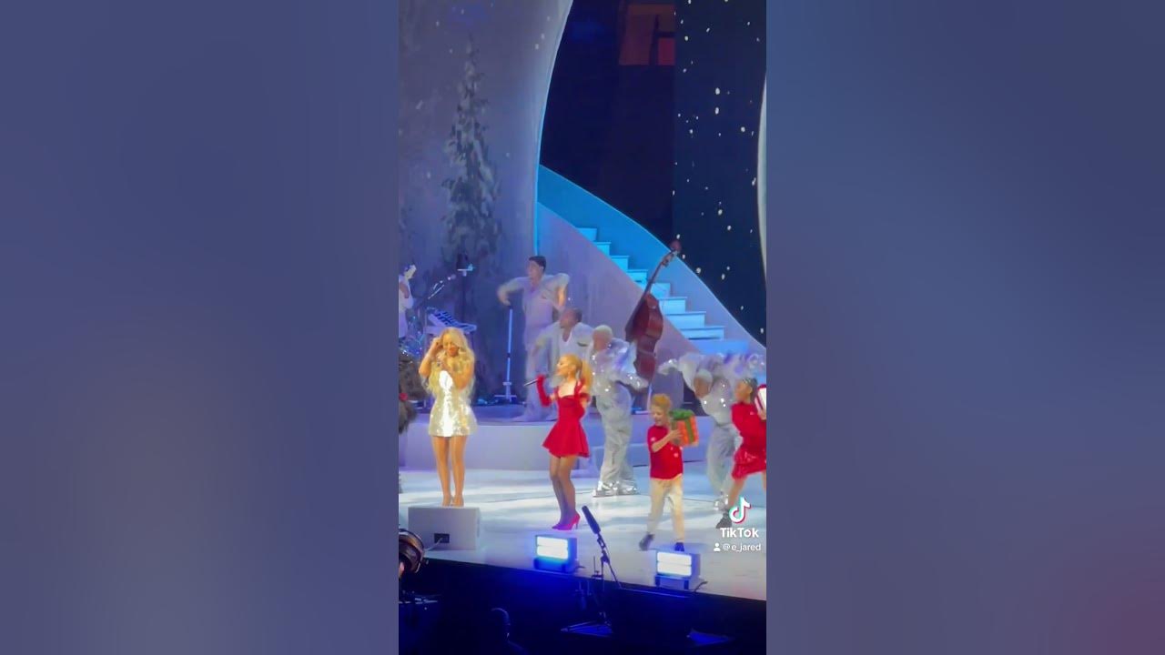 ⁠​⁠Oh Santa! - @MariahCarey @ArianaGrande @jenniferhudson #merrychristmasoneandall #mariahcarey