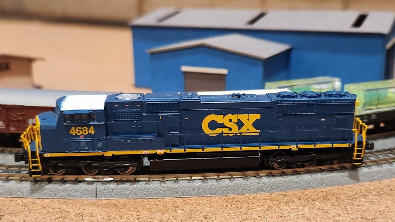 AZL 61015-2 CSX SD70M 4684 Locomotive Test Run at z.scale.hobo