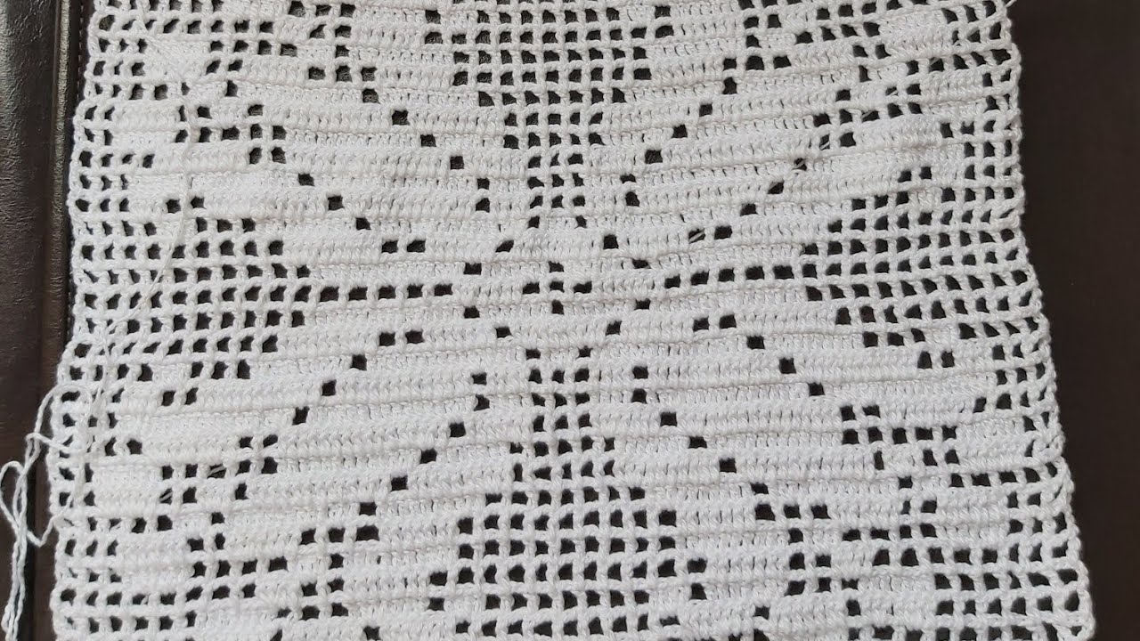 Tulipas de crochê filé,  parte 2, centro de mesa