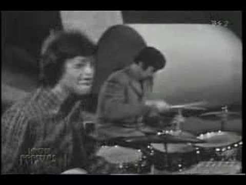 The Spencer Davis Group - Keep on Running