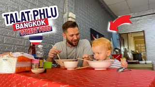 THAI STREET FOOD TOUR and BEST DUMPLINGS EVER - Talat Phlu Bangkok (street food paradise)