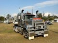 Mack V8 SuperLiner Mack Muster Gatton 2011