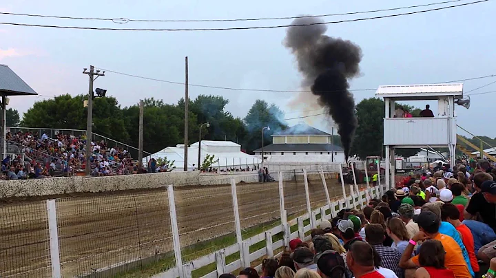 Schabel 1066 Wright Co Fair Tractor Pull 2014