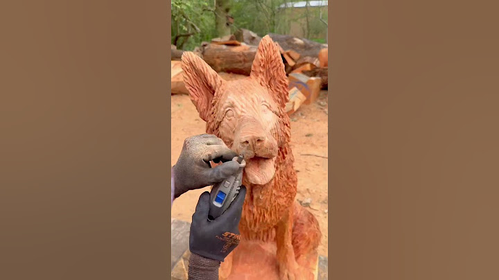 CARVING A FULL GERMAN SHEPHERD with chainsaw!  #sthil #woodworking #chainsaw #carving #dogs #art