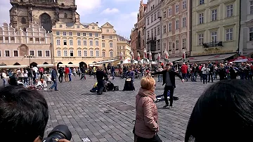 Dudy na Staroměstském náměstí (musicians on Old Town Square)